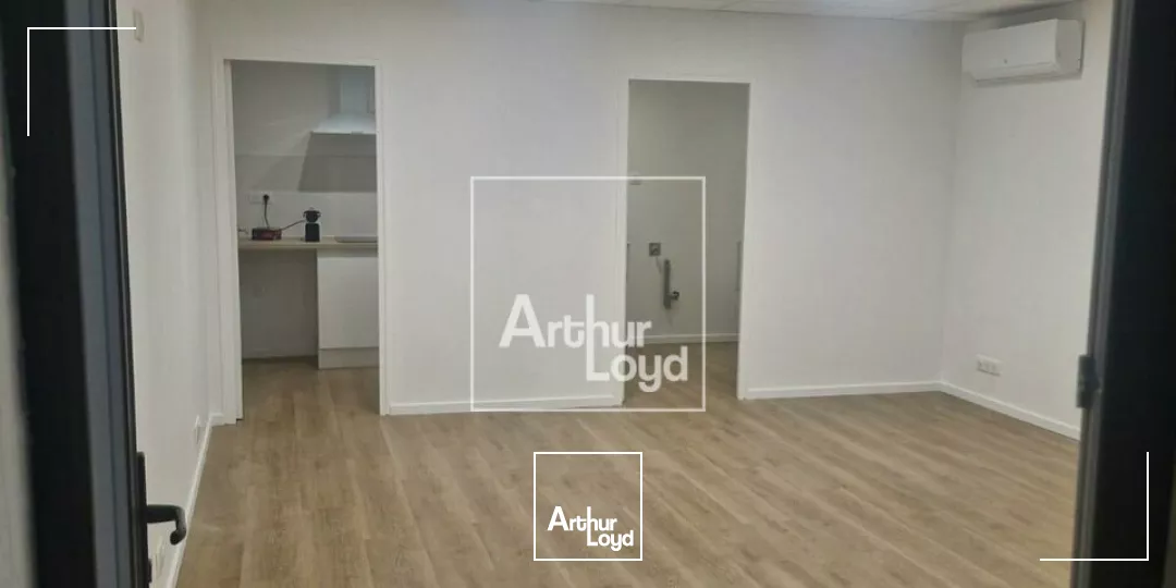 FONTENAY LE VICOMTE LOCAL PME A LOUER