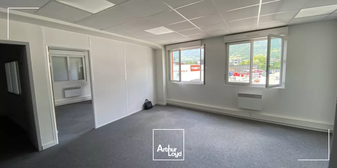 BUREAUX A LOUER - CROLLES 