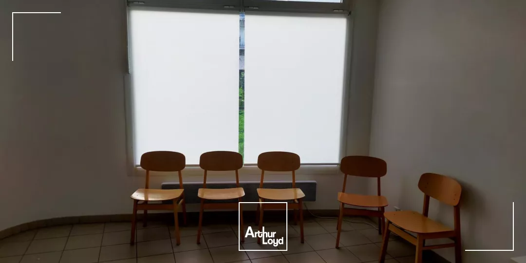 LOCAL COMMERCIAL OU BUREAU 45 M² A VENDRE GRENOBLE GENERAL FERRIE