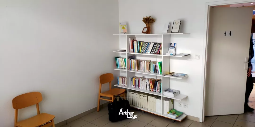 LOCAL COMMERCIAL OU BUREAU 45 M² A VENDRE GRENOBLE GENERAL FERRIE