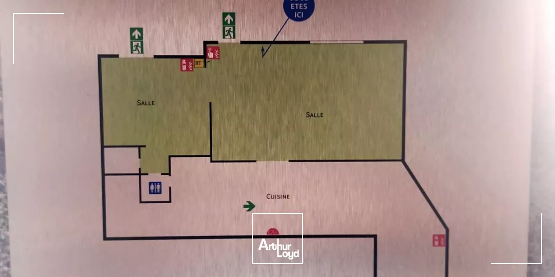 LOCAL COMMERCIAL 75 M² A LOUER GRENOBLE PLACE CLAVEYSON TERRASSE