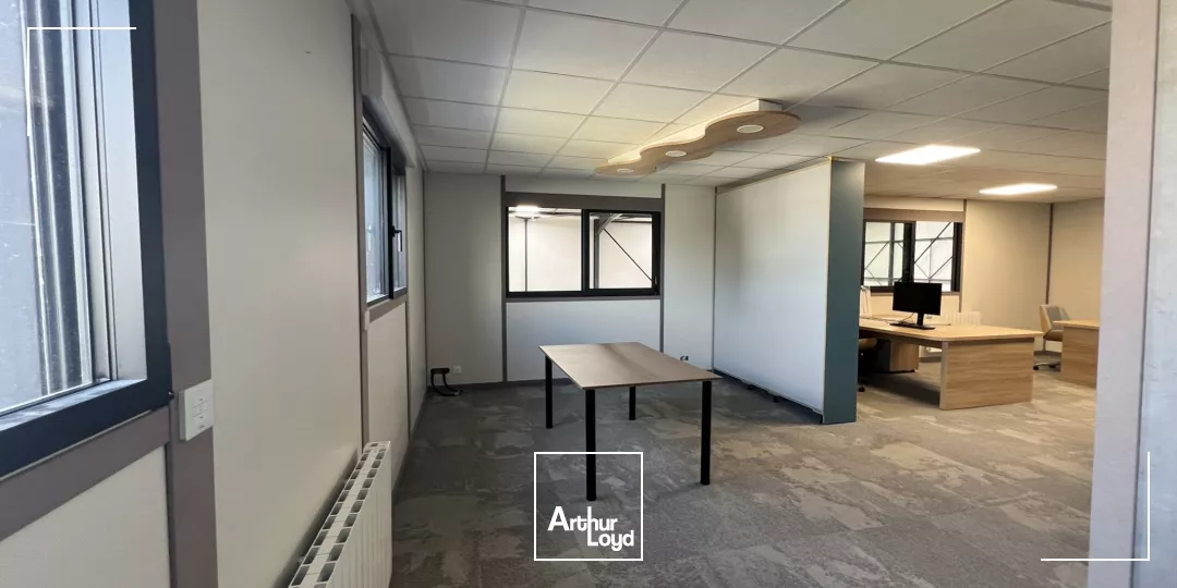 LOCATION - LOCAL D'ACTIVITES - 478,20 M² - QUEVEN