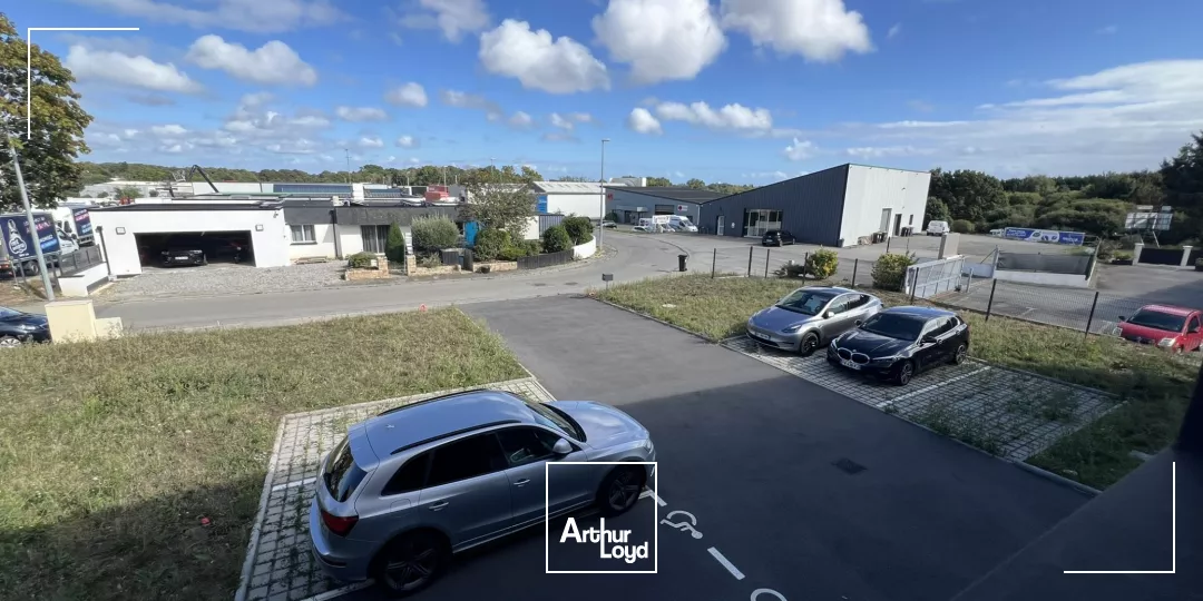 LOCATION - LOCAL D'ACTIVITES - 478,20 M² - QUEVEN