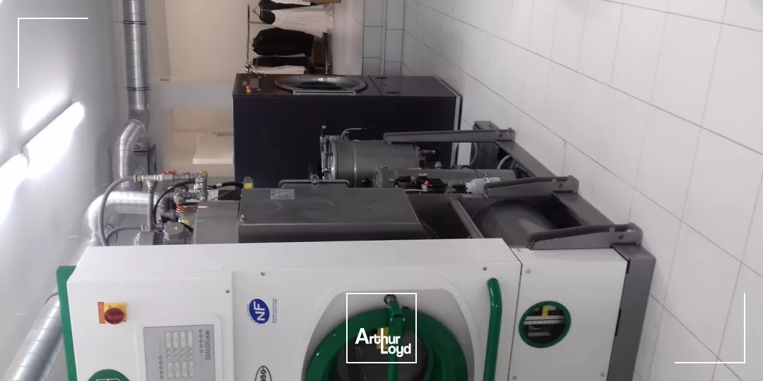 Cession de fonds de commerce de 85 m2 entre les Capucins et la Victoire à Bordeaux