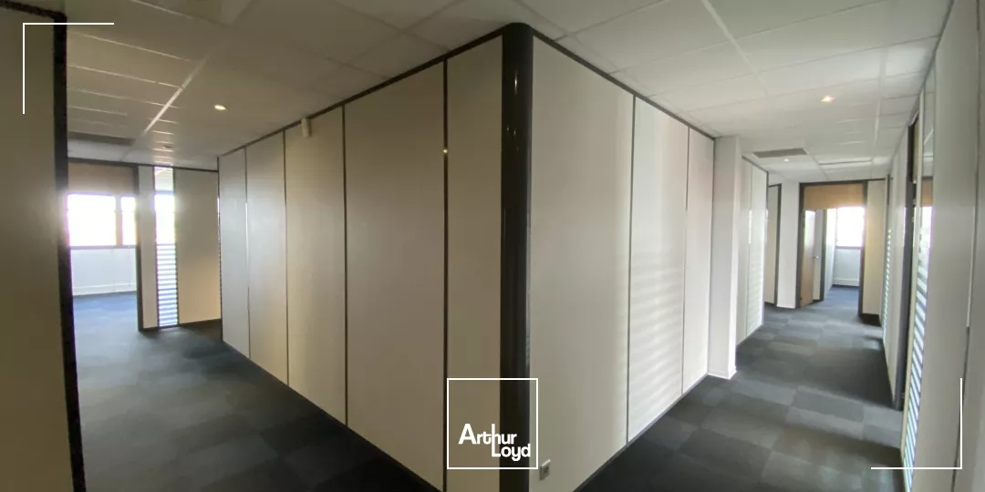 Plateaux de bureaux à louer à Villenave d'Ornon sortie n°17