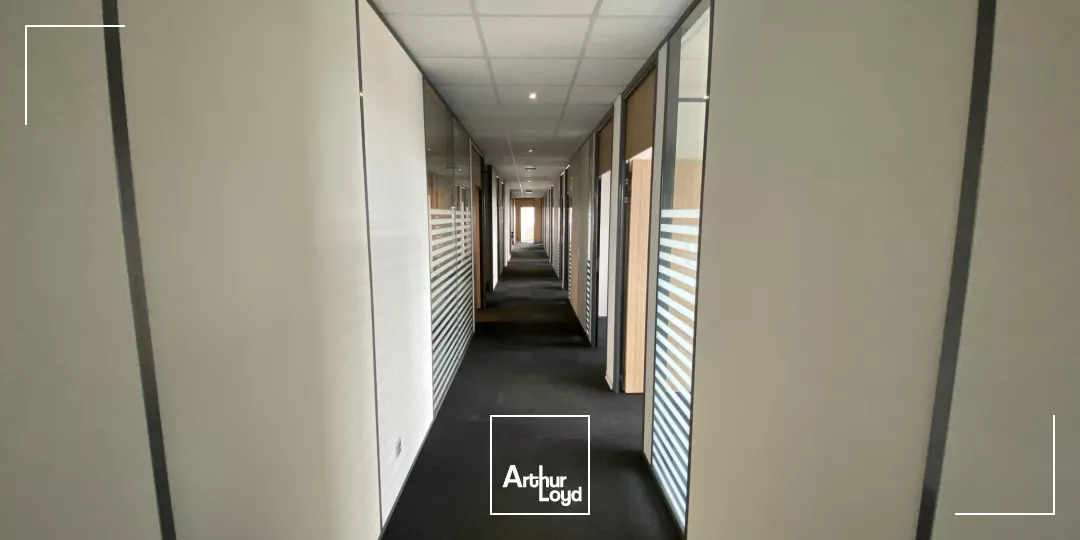 Plateaux de bureaux à louer à Villenave d'Ornon sortie n°17