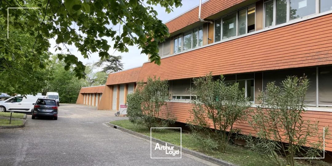 À louer local mixte bureaux et entrepôt sur les hauteurs de Bouliac