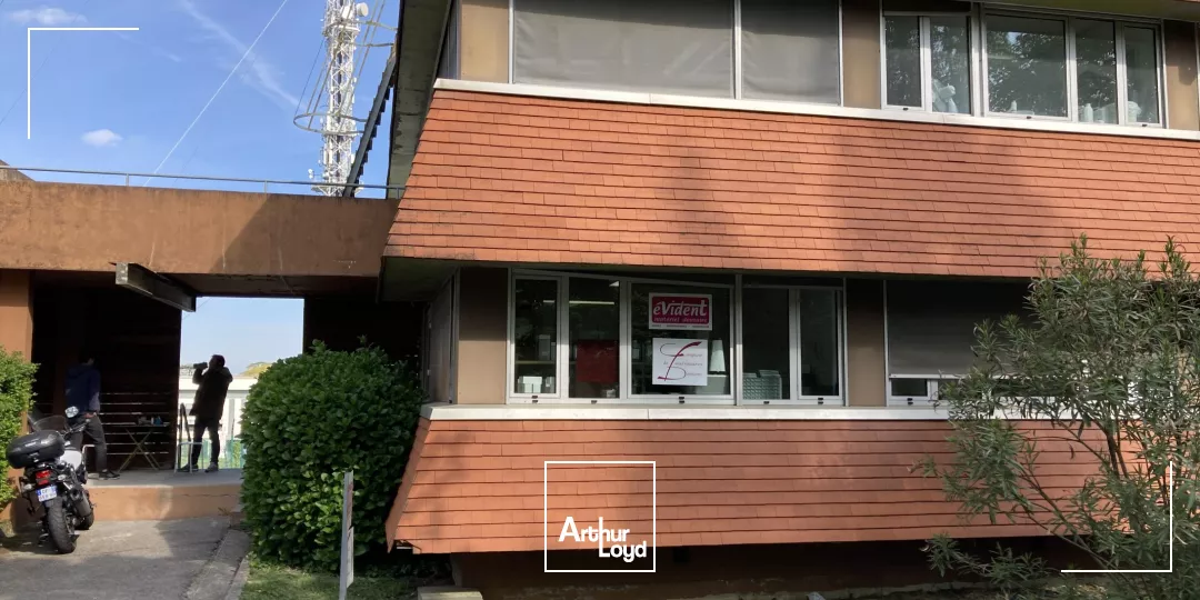 À louer local mixte bureaux et entrepôt sur les hauteurs de Bouliac