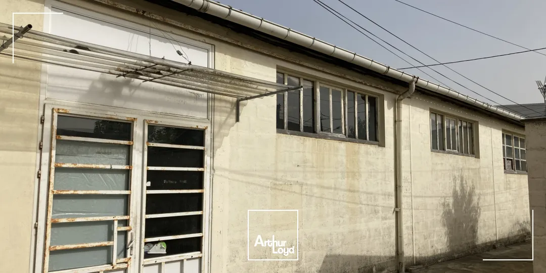 Entrepôt de 490 m2 à louer à Villenave d'Ornon avec une visibilité depuis la rocade