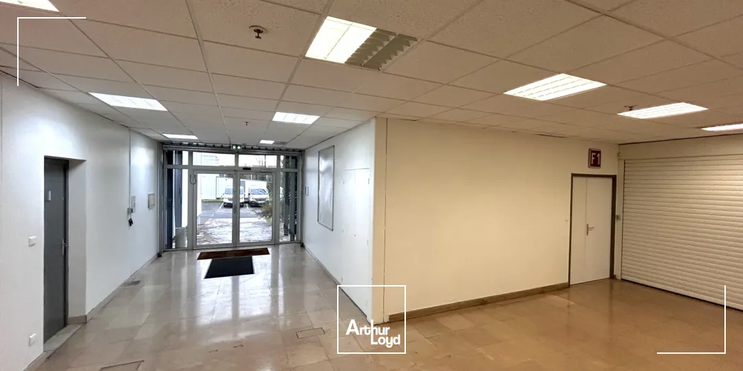 A louer - Bureaux - Carbon Blanc proche autoroute A10