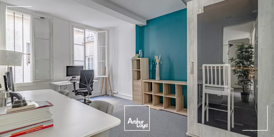 Bureaux à louer à PARIS 75004