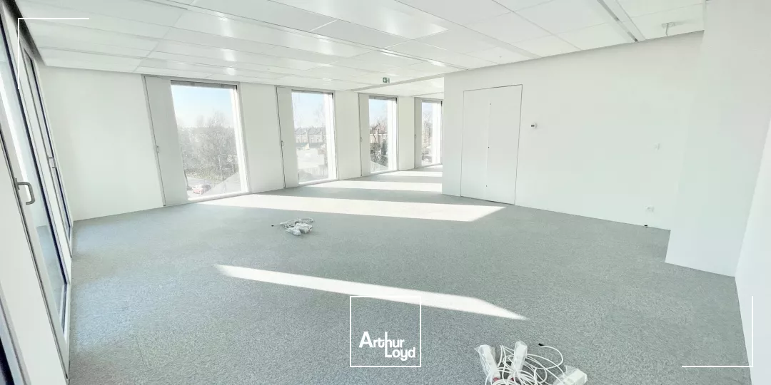 À louer : Bureaux haut de gamme dans un écosystème innovant - Accessibilité et performance à Lomme Euratechnologies
