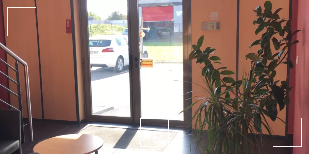 Armentières bureaux à louer rocade A25 belles prestations rt 2012 immeuble récent