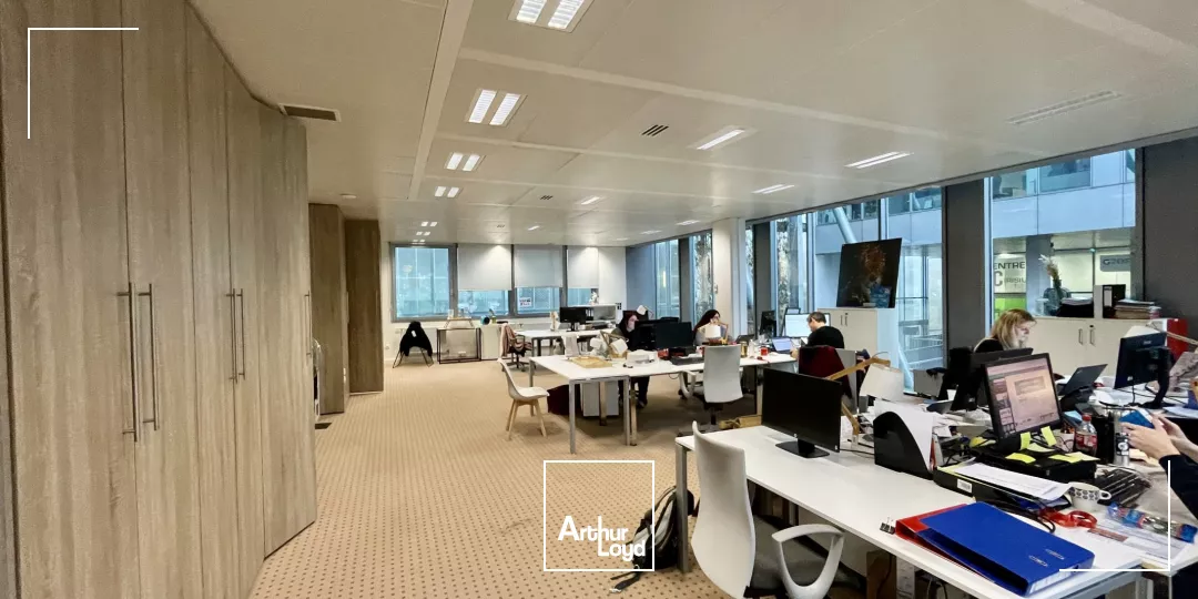 Bureaux à louer/à vendre au coeur du quartier d'affaires Euralille - Espaces modernes et modulables