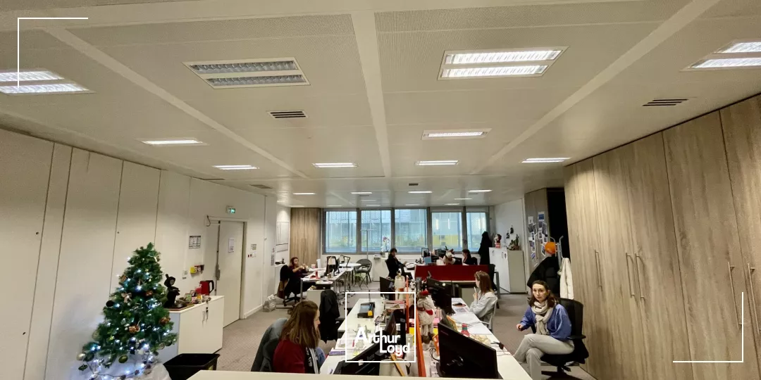 Bureaux à louer/à vendre au coeur du quartier d'affaires Euralille - Espaces modernes et modulables