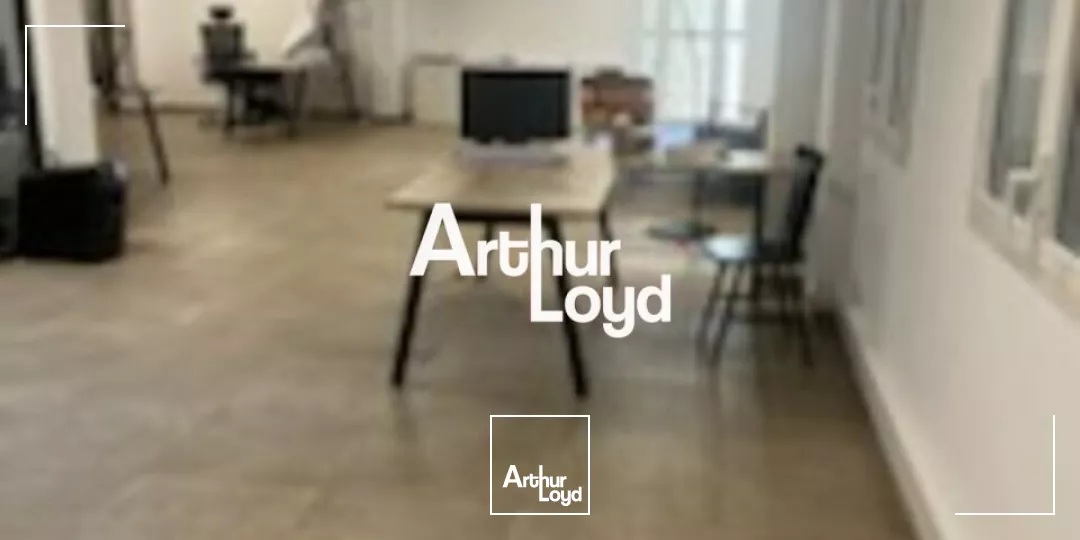 EXCEPTIONNEL AU COEUR DU CARRE D'OR DE NICE BUREAU A LOUER DE 125M² DANS IMMEUBLE BOURGEOIS