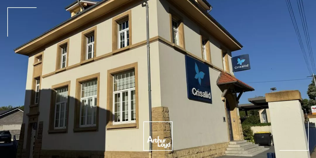 BUREAUX à LOUER de 921 m²