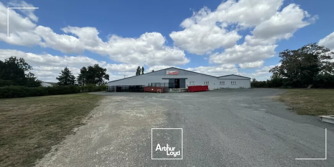 LOCAL D ACTIVITE A LOUER - ZONE DYNAMIQUE NIORT/LA CRECHE