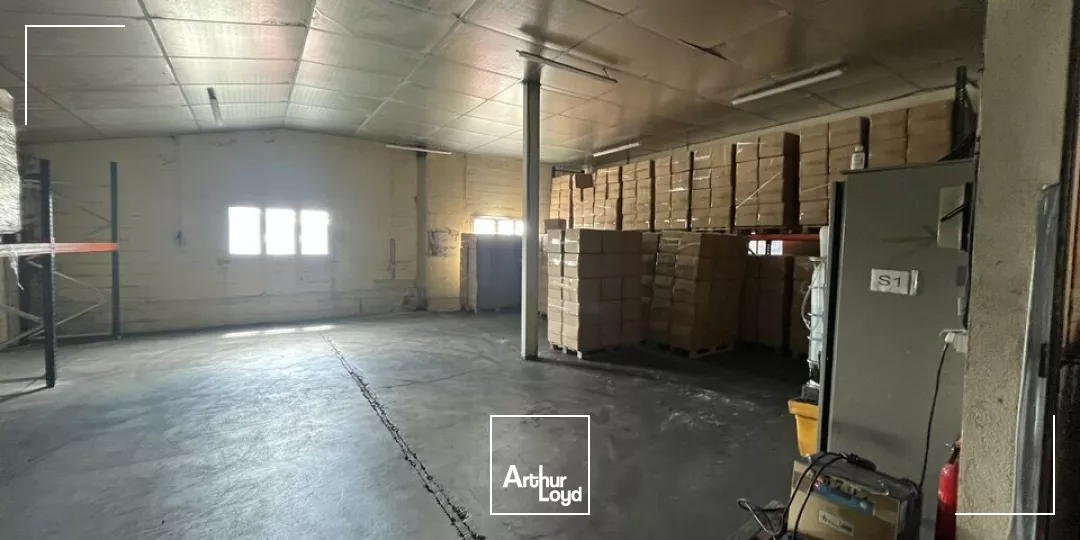 ENTREPOT A LOUER - ZONE DYNAMIQUE NIORT/LA CRECHE