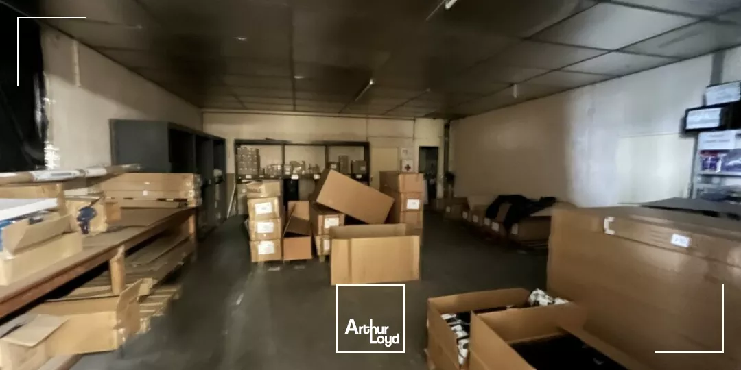 ENTREPOT A LOUER - ZONE DYNAMIQUE NIORT/LA CRECHE