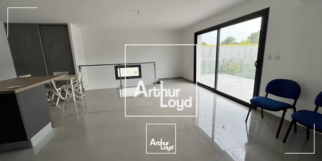 Entrepôt à louer 660 m² avec bureaux et accès poids lourds - Gard / Nîmes-Alès