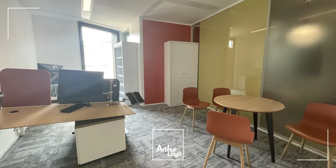 Bureaux à louer au pied de la Gare Lille Flandres - Emplacement stratégique et prestations premium