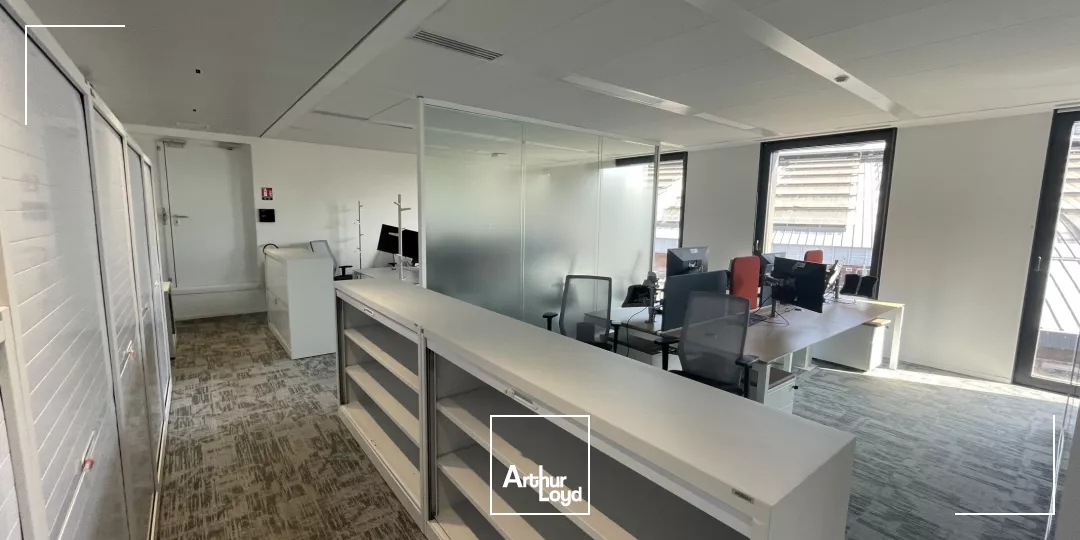 Bureaux à louer au pied de la Gare Lille Flandres - Emplacement stratégique et prestations premium