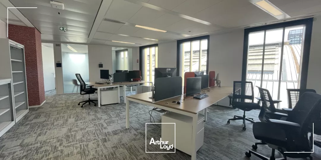 Bureaux à louer au pied de la Gare Lille Flandres - Emplacement stratégique et prestations premium