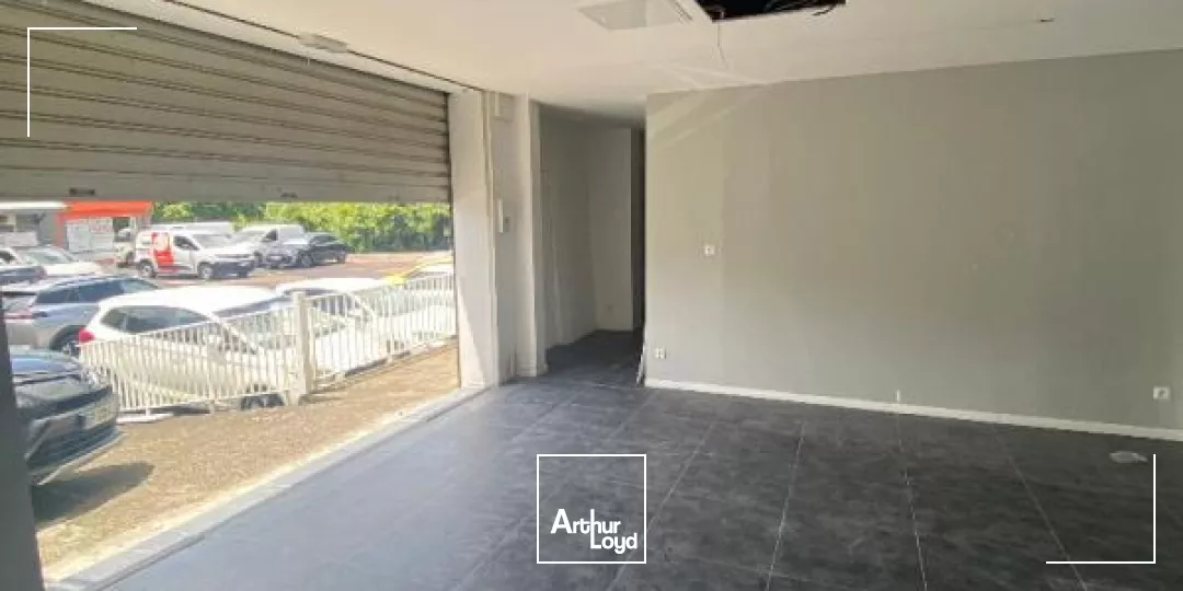 LOCAL COMMERCIAL 206 M2