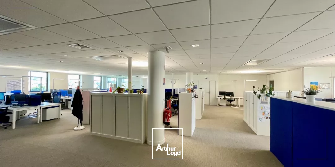 A LOUER BUREAUX 390 M2 MARGNY LES COMPIEGNE