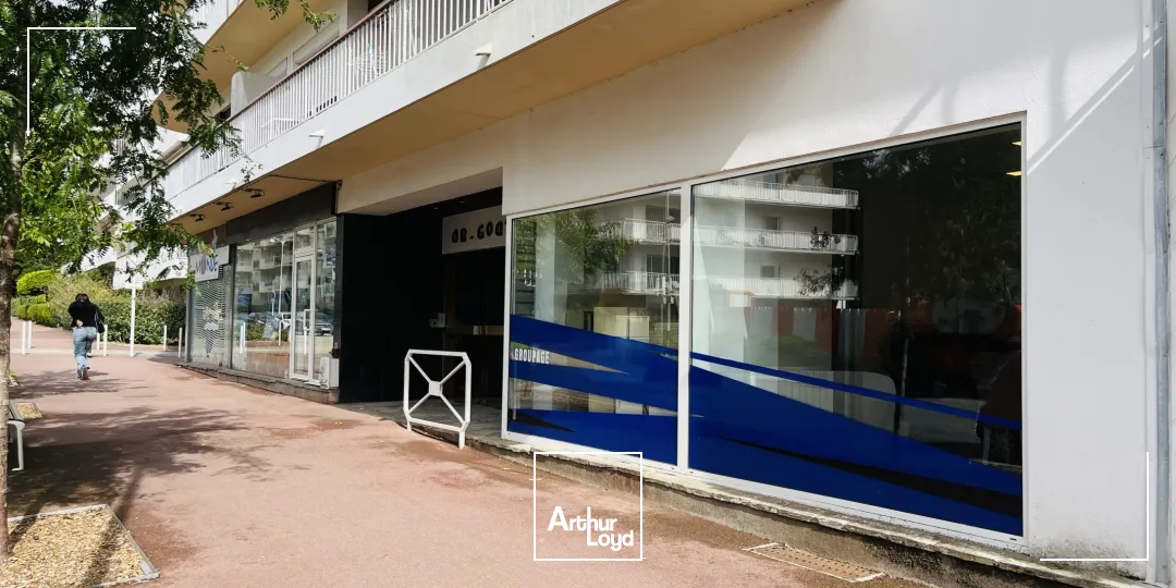 A LOUER LOCAL 31M2 LA BAULE