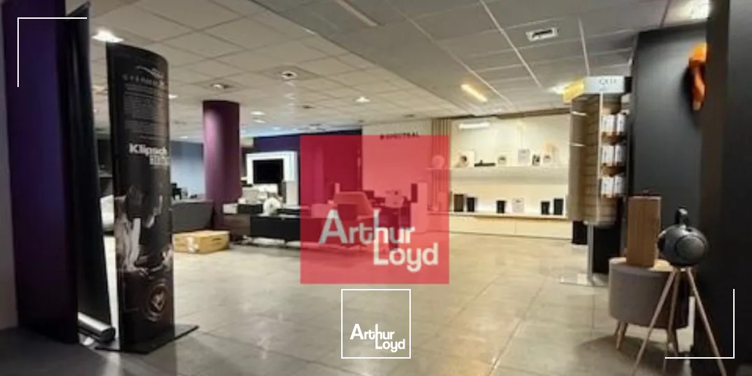 Local Commercial Nîmes : Visibilité Premium sur Axe Majeur - A vendre - Secteur Colisée