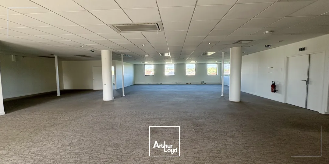 A LOUER BUREAUX 390 M2 MARGNY LES COMPIEGNE