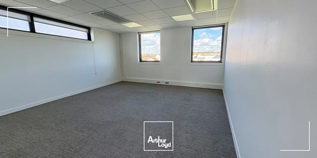 A LOUER BUREAUX 390 M2 MARGNY LES COMPIEGNE