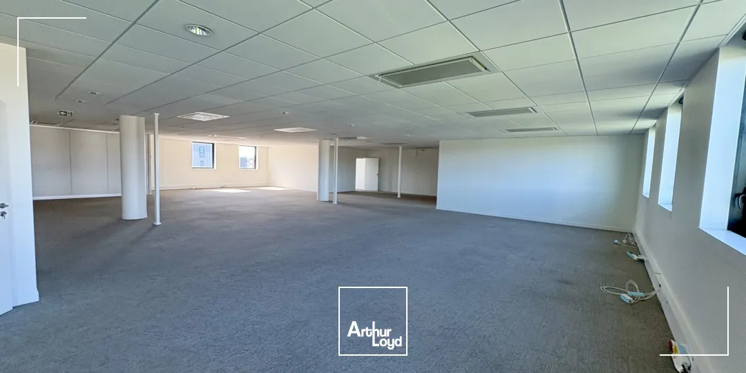 A LOUER BUREAUX 390 M2 MARGNY LES COMPIEGNE