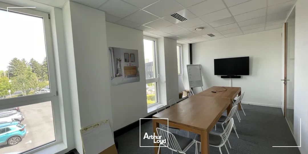 Location Bureaux Englos Aera Parc - Espaces Modulables 87 m² avec Accès Direct Rocade Nord-Ouest