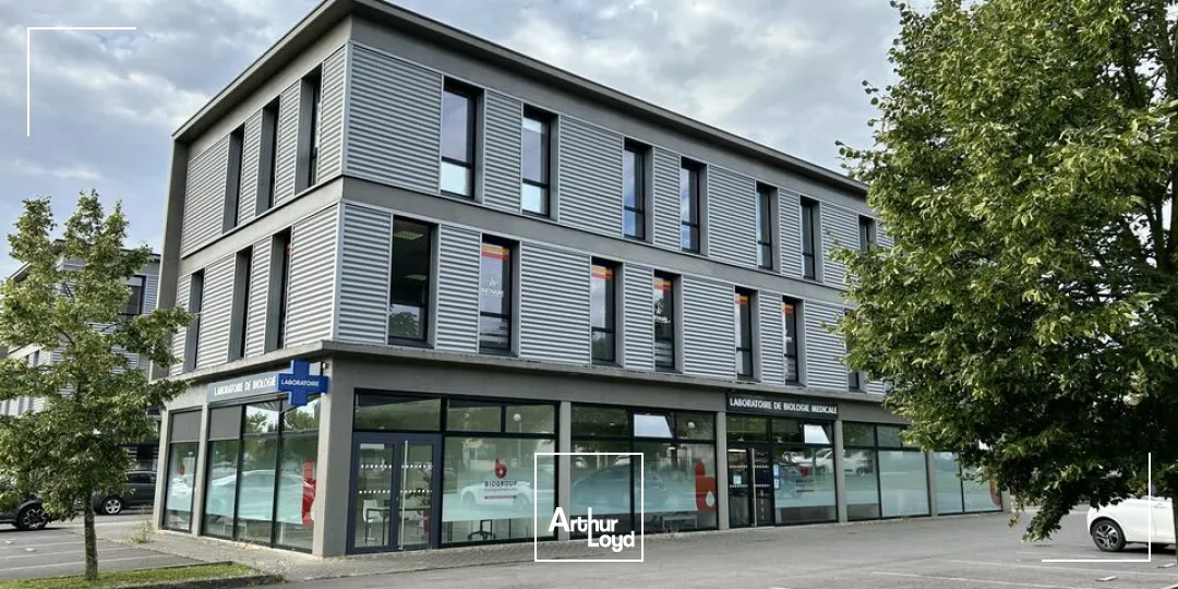 BUREAUX à LOUER de 326 m²