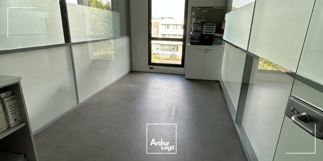 BUREAUX à LOUER de 326 m²