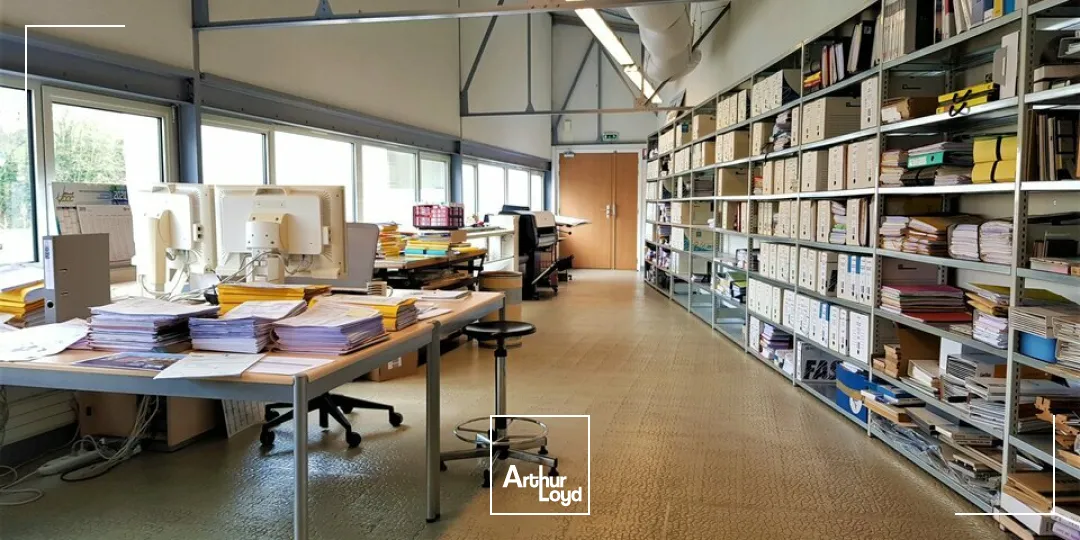 BUREAUX A LOUER POITIERS CENTRE VILLE 387M2 + 13 PLACES DE STATIONNEMENT