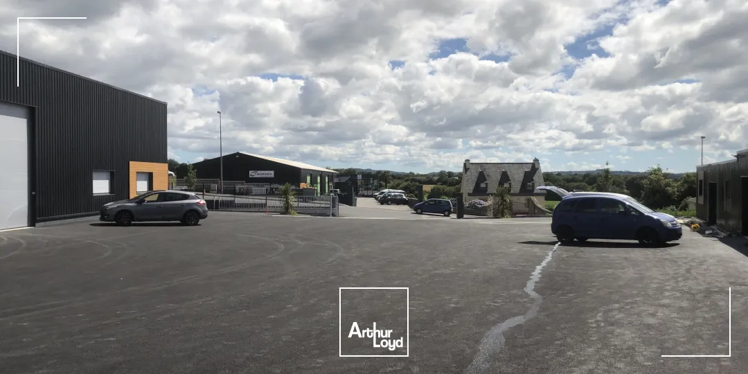  PLEYBEN BORDURE VOIE EXPRESS