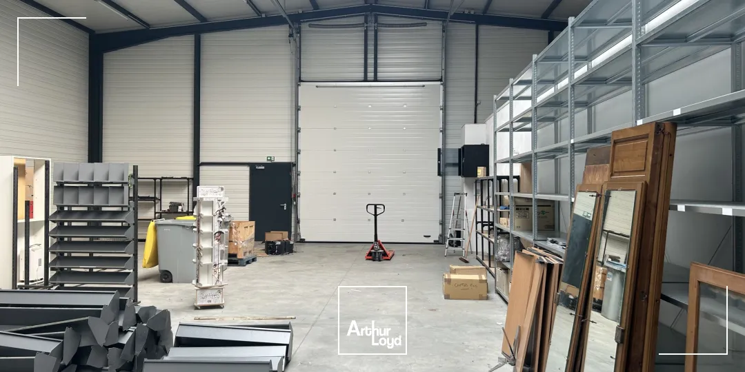 A louer local d'activité à St AIGNAN GRANDLIEU