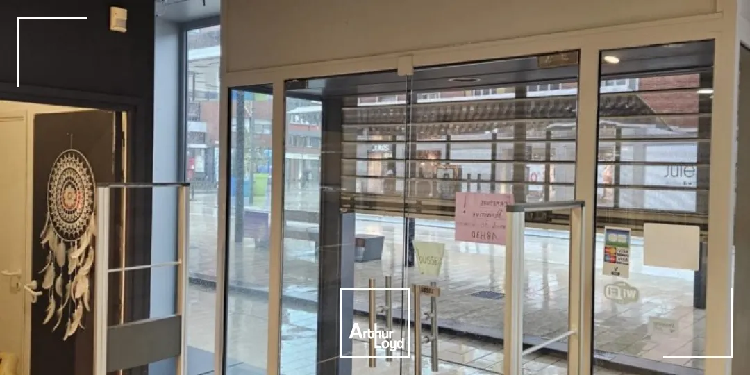 Local disponible via une cession de droit au bail dans le centre de Dunkerque. Opportunité rare! à ne pas manquer