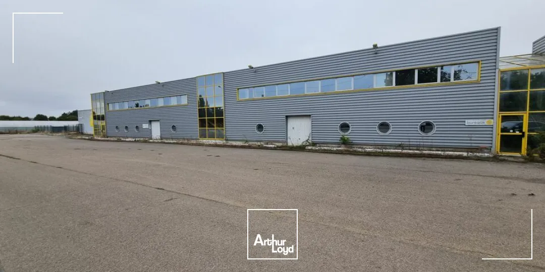 A vendre site industriel à fort potentiel  5 595 m²  idéal transformation ou entrepôt