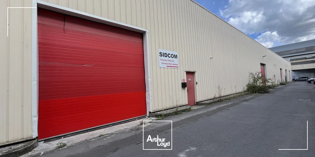 À LOUER LOCAL D'ACTIVITÉ 320 M2 MONTATAIRE - LES MARCHES DE L'OISE