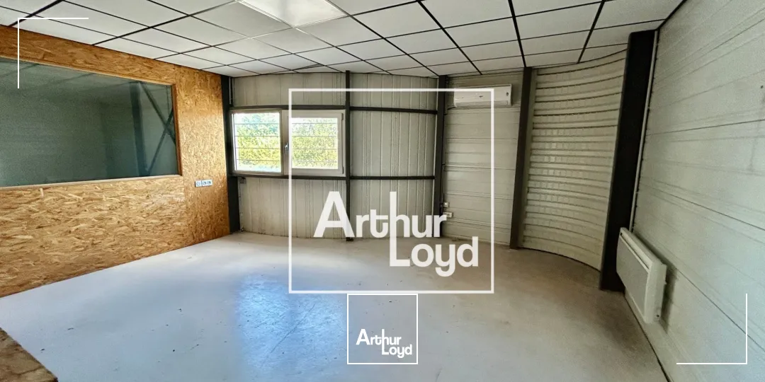 À louer - Local commercial 208 m² avec showroom, mezzanine, parkings - ZAC dynamique secteur Baillargues