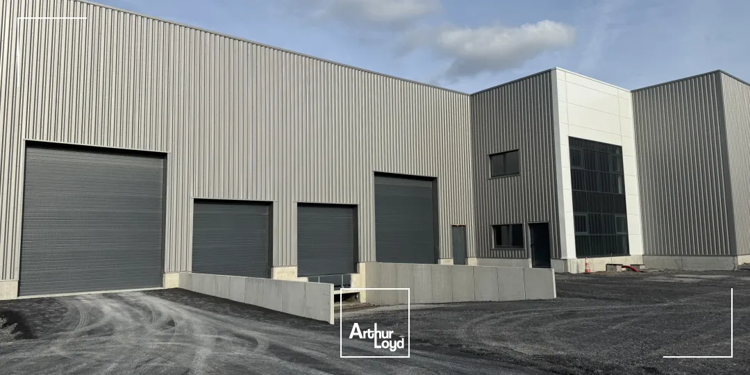 ENTREPOT LOGISTIQUE à LOUER ZI BONDUES secteur Ravennes les Francs proche TOURCOING entrepot / local d'activité / bureaux disponible à la location site privatif emplacement de quali...