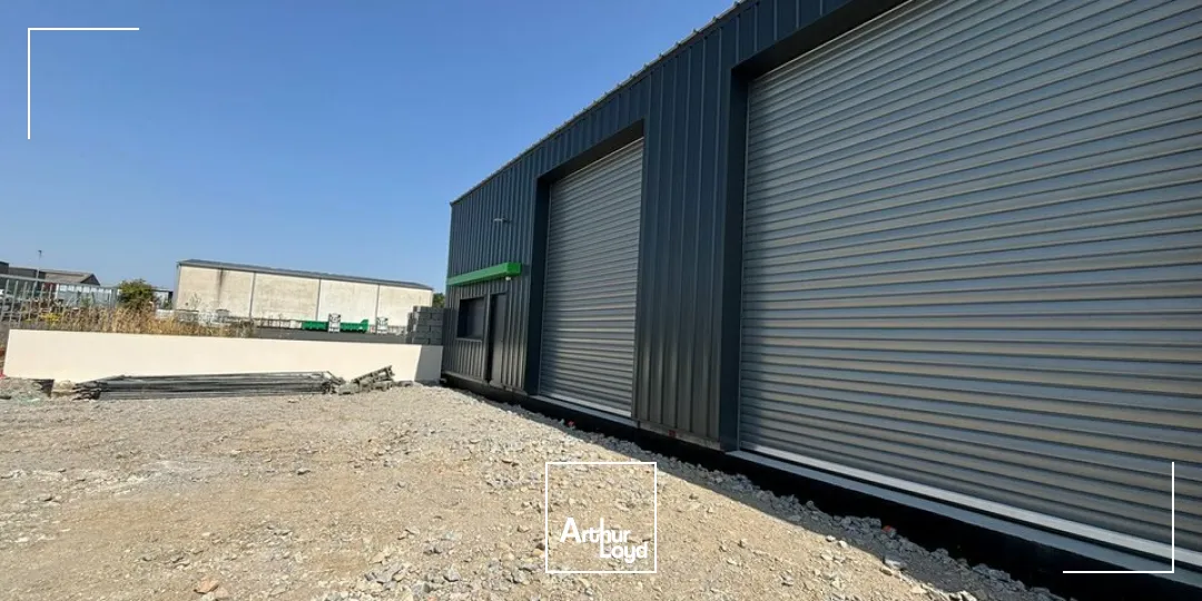 À LOUER  LOCAL D'ACTIVITÉ NEUF  AIZENAY