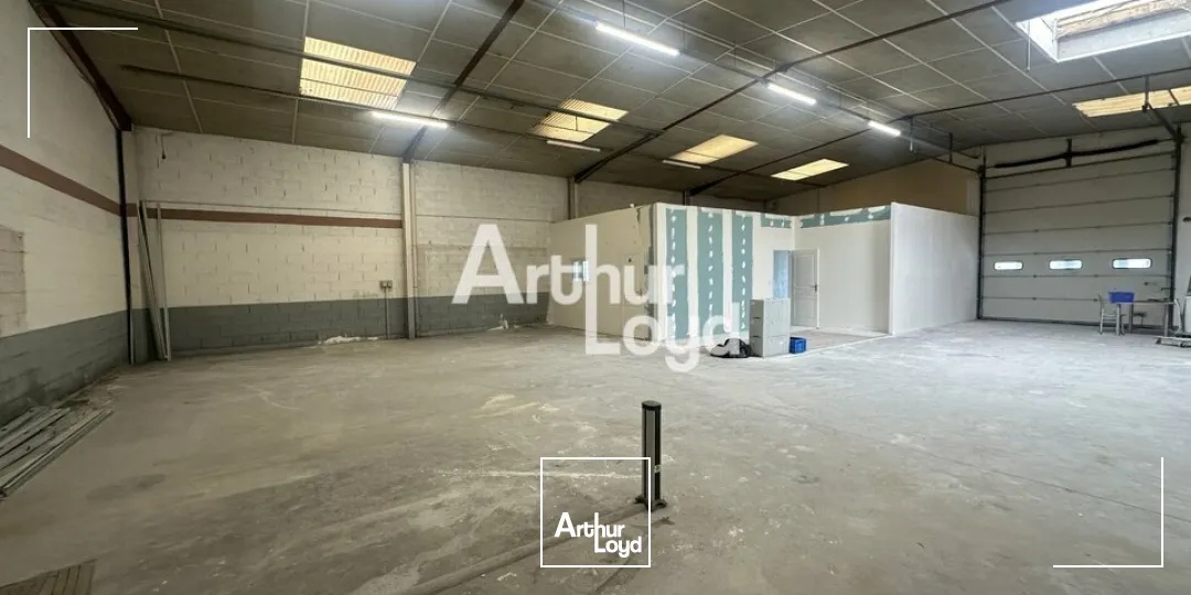 CESSON SEVIGNE - LOCAL D'ACTIVITES A LOUER - 270 M²