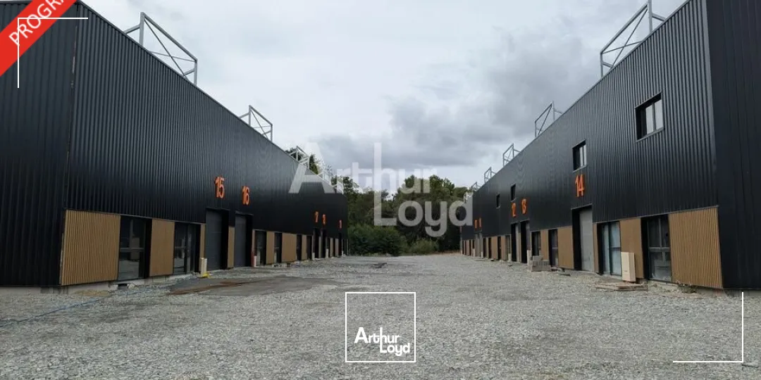 GOVEN - PARC D'ACTIVITES ECOPARK - CELLULE D'ACTIVITE A LA LOCATION - 258 M²