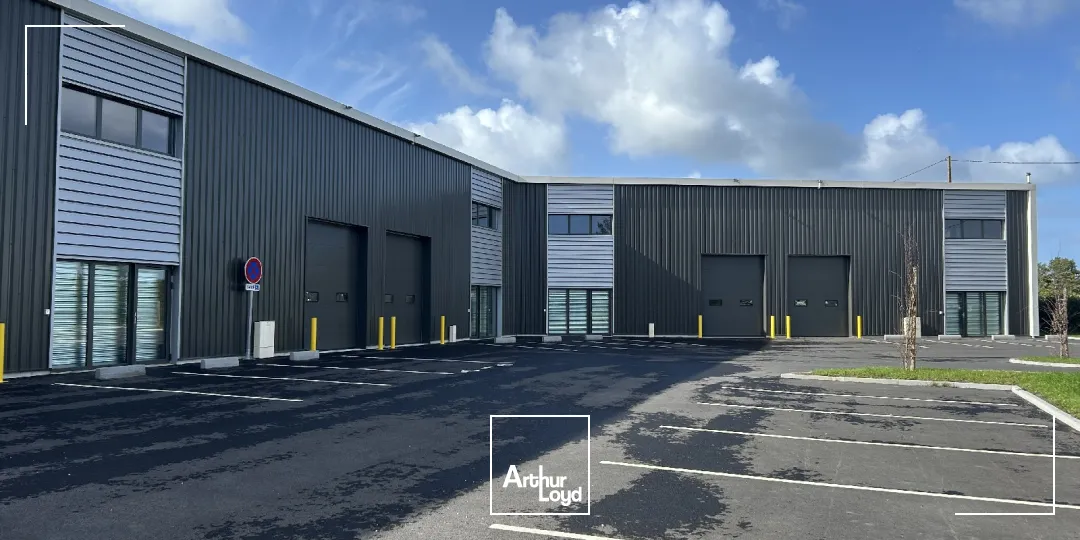 A St Etienne de Montluc, cellules d'artisans à louer